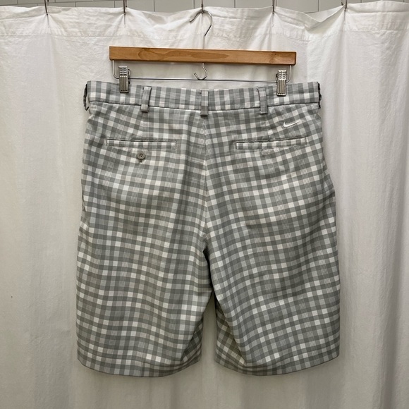Nike Golf Dri Fit Grey White Gingham Short - Picture 6 of 12